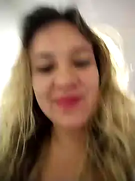 Snapshot of ELEKTRA-LUXURY chatting on 4, 12, 2024 ELEKTRA-LUXURY online show from 4, 12, 2024