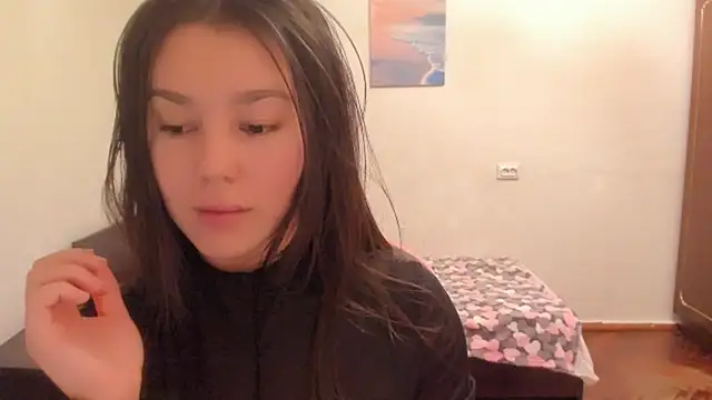 LunaXmii online show from 28, 2, 2025