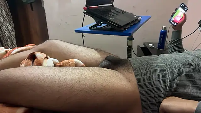 Snapshot of sexyboy09 chatting on 2, 11, 2025 sexyboy09 online show from 2, 11, 2025