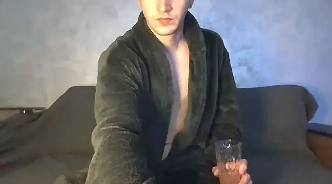 Snapshot of Frank07021 chatting on 15, 1, 2025 Frank07021 online show from 15, 1, 2025