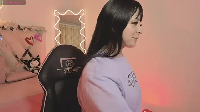 Snapshot of hina_tay chatting on 3, 12, 2025 hina tay online show from 3, 12, 2025