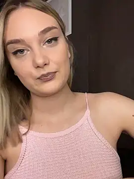 Alisa Rise online show from 2, 11, 2025