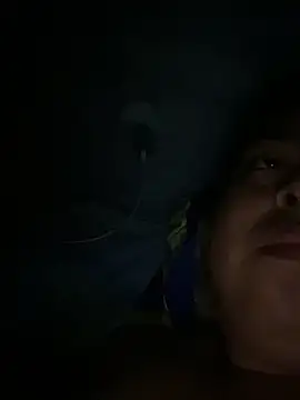 Avilespozo19993 online show from 3, 10, 2025