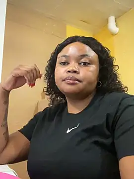 Snapshot of Curveysinaa chatting on 6, 3, 2025 Curveysinaa online show from 6, 3, 2025