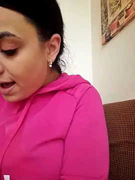 ElyzaIbarra online show from 25, 2, 2025