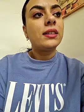 ElyzaIbarra online show from 28, 2, 2025