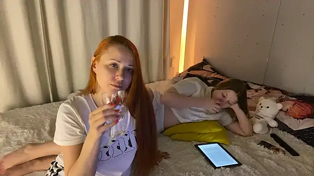 Snapshot of __2sya__ chatting on 24, 2, 2025 2sya online show from 24, 2, 2025