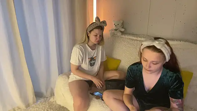 Snapshot of __2sya__ chatting on 25, 2, 2025 2sya online show from 25, 2, 2025