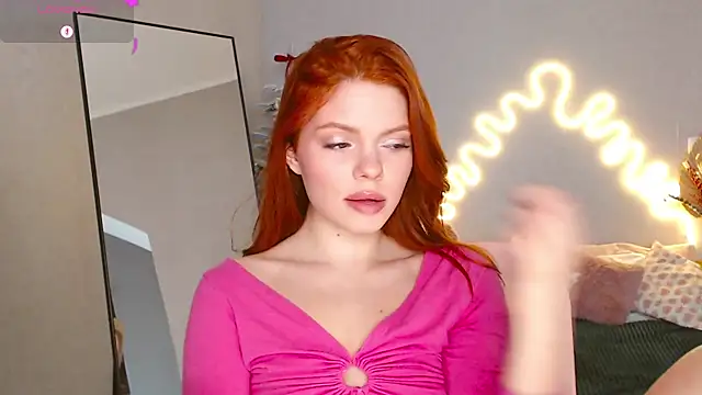 Snapshot of Red__Candy chatting on 25, 1, 2025 Red Candy online show from 25, 1, 2025