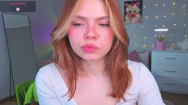 Snapshot of Red__Candy chatting on 5, 6, 2026 Red Candy online show from 5, 6, 2026