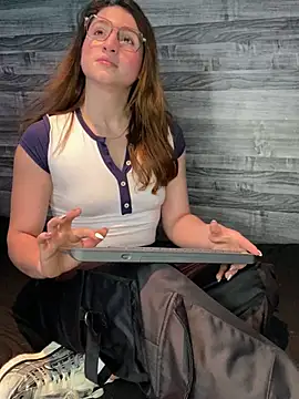 kamel-ayesha online show from 6, 1, 2025