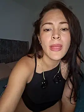 Snapshot of Sara_P10 chatting on 21, 3, 2025 Sara P10 online show from 21, 3, 2025