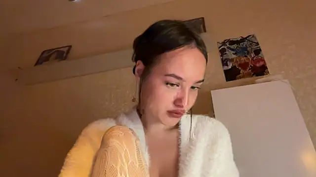 Snapshot of milkyWeyy chatting on 18, 9, 2025 milkyWeyy online show from 18, 9, 2025