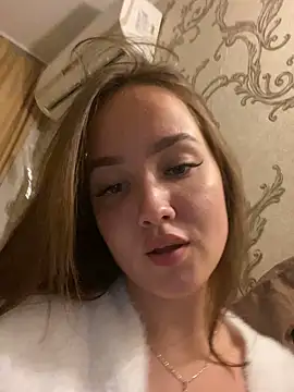 Snapshot of milkyWeyy chatting on 26, 9, 2025 milkyWeyy online show from 26, 9, 2025