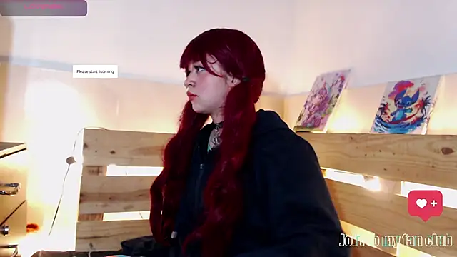 Snapshot of Bitsy_Messy chatting on 26, 11, 2025 Bitsy Messy online show from 26, 11, 2025