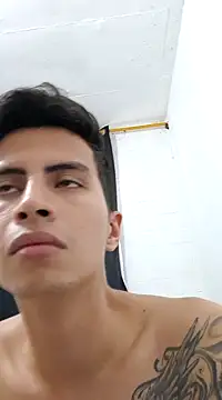 Snapshot of Velk_hot chatting on 3, 12, 2024 Velk hot online show from 3, 12, 2024