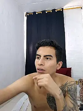 Snapshot of Velk_hot chatting on 10, 12, 2024 Velk hot online show from 10, 12, 2024