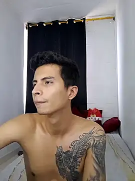 Snapshot of Velk_hot chatting on 13, 12, 2024 Velk hot online show from 13, 12, 2024