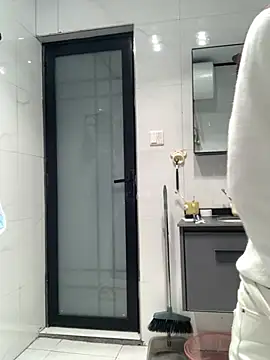 Snapshot of Aimeil chatting on 25, 12, 2024 Aimeil online show from 25, 12, 2024