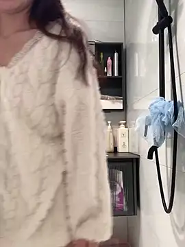 Snapshot of Aimeil chatting on 8, 1, 2025 Aimeil online show from 8, 1, 2025