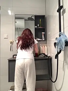 Snapshot of Aimeil chatting on 16, 3, 2025 Aimeil online show from 16, 3, 2025