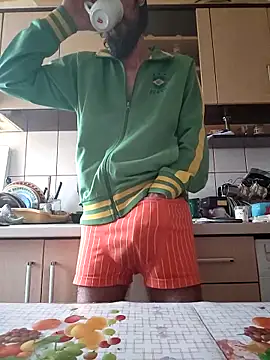 Snapshot of vulpe8400 chatting on 22, 12, 2025 vulpe8400 online show from 22, 12, 2025