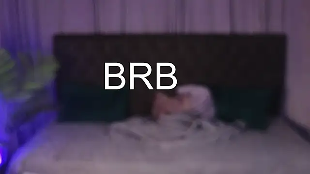 Snapshot of jenny_bunny_ chatting on 8, 3, 2025 jenny bunny online show from 8, 3, 2025