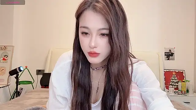 Snapshot of Neyllar chatting on 12, 2, 2025 Neyllar online show from 12, 2, 2025