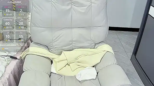 Feifei-cn online show from 25, 2, 2025