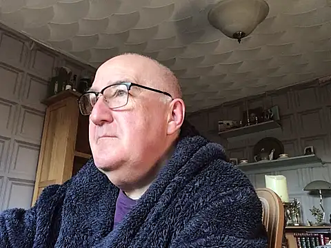 Adamdaddybear online show from 1, 3, 2025