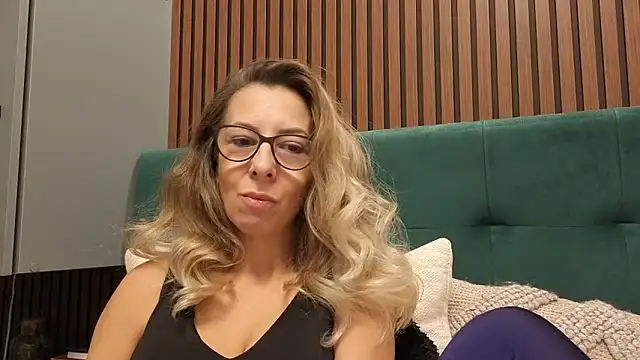 SukyGirl online show from 26, 11, 2025