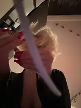 XMelissaX online show from 10, 4, 2026