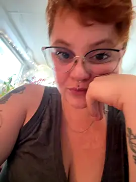 Sweetleeahxx online show from 24, 9, 2025