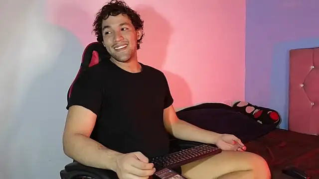 FreyrStyle online show from 25, 12, 2024