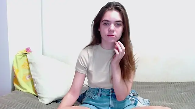 Snapshot of SallyMkn chatting on 17, 12, 2024 SallyMkn online show from 17, 12, 2024