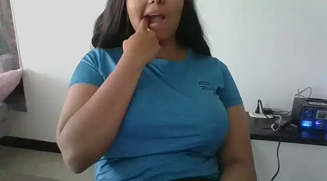 Miapeyton online show from 2, 12, 2024