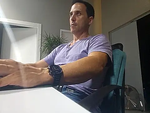 Snapshot of Lucas___81 chatting on 30, 10, 2025 Lucas 81 online show from 30, 10, 2025