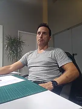 Snapshot of Lucas___81 chatting on 26, 11, 2025 Lucas 81 online show from 26, 11, 2025