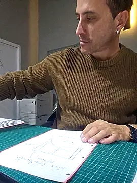 Snapshot of Lucas___81 chatting on 5, 12, 2025 Lucas 81 online show from 5, 12, 2025