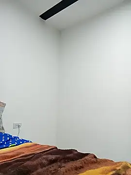 Snapshot of Sara_Brownx chatting on 22, 4, 2026 Sara Brownx online show from 22, 4, 2026