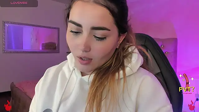 Lucia star   online show from 12, 2, 2025