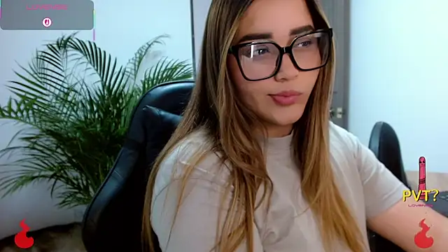 Lucia star   online show from 9, 3, 2026