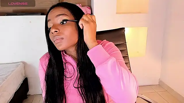 Snapshot of IvyBliss8 chatting on 19, 1, 2025 IvyBliss8 online show from 19, 1, 2025