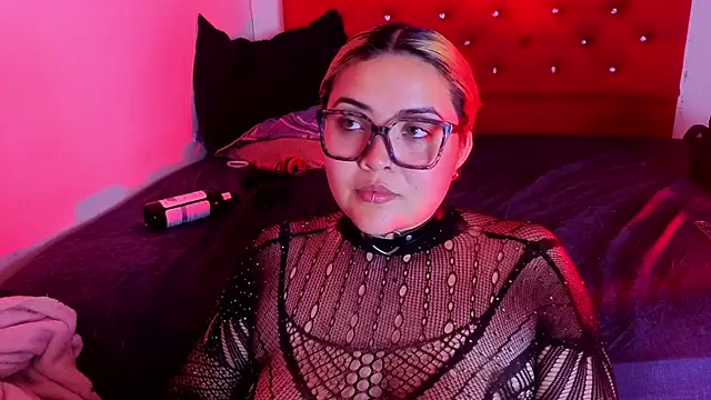 Agatha humidity online show from 17, 3, 2026