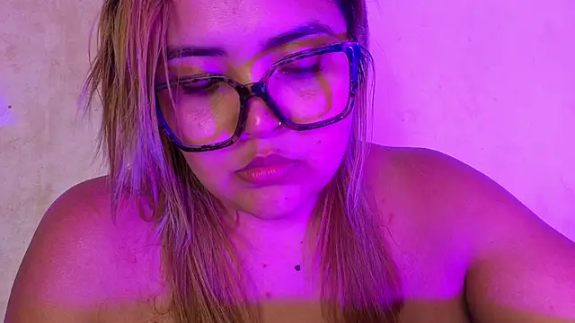 Agatha humidity online show from 31, 5, 2026