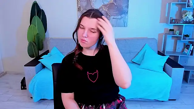 BonneyLove online show from 2, 3, 2025