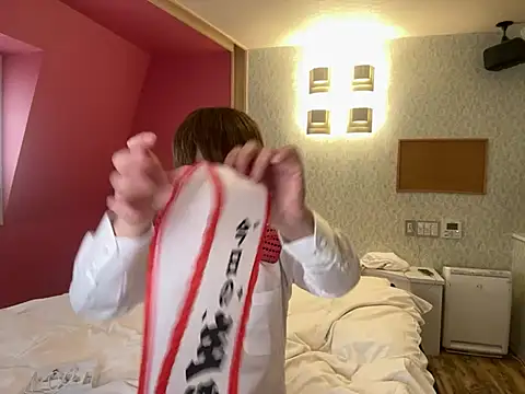 onimakura online show from 14, 4, 2026