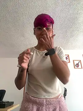 MiaMorgan  online show from 14, 4, 2026