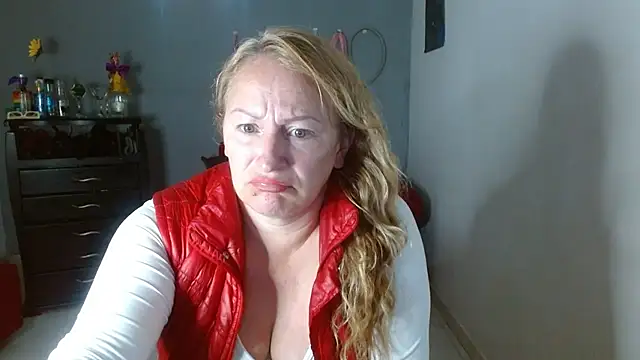 Snapshot of emperabigbootybigass chatting on 21, 1, 2025 emperabigbootybigass online show from 21, 1, 2025