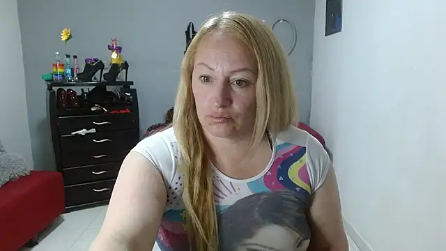 Snapshot of emperabigbootybigass chatting on 8, 2, 2025 emperabigbootybigass online show from 8, 2, 2025